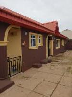 1 Studio flat for rent-20181027_113915-thumb