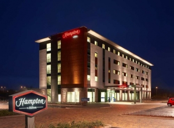 hamptonbyhilton-martfame.jpg